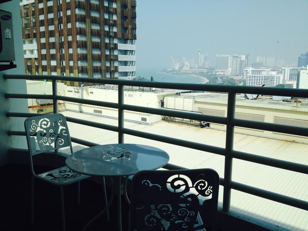 View Talay 6 Pattaya Beach Apartment By Honey Εξωτερικό φωτογραφία